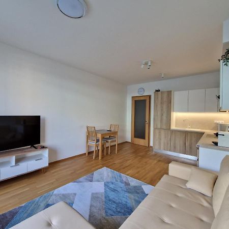 Vltava Apartments Praha Bagian luar foto